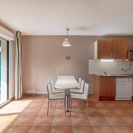 Apartamento Superbe Avec Piscine, Tennis Et Acces A - Fr-1-239-1108 *