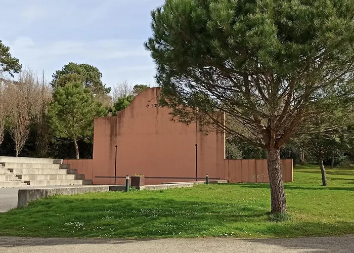 Appartement Superbe Avec Piscine, Tennis Et Acces A - Fr-1-239-1108 *